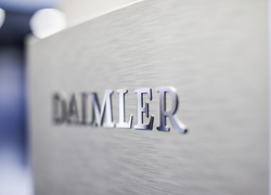 Концерн Daimler переименуют в Mercedes-Benz